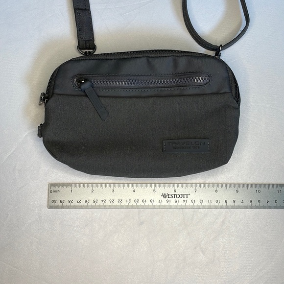 Travelon Anti-Theft Metro Convertible Small Crossbody Belt bag - Picture 11 of 15